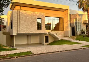 Foto 1 de Casa de Condomínio com 5 Quartos à venda, 309m² em Jardim Itália, Cuiabá