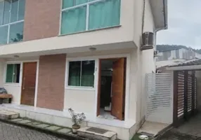 Foto 1 de Casa com 2 Quartos à venda, 65m² em Itaipu, Niterói