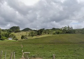 Foto 1 de Fazenda/Sítio com 3 Quartos à venda, 100m² em Centro, Imaruí
