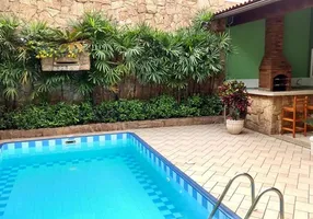 Foto 1 de Casa com 3 Quartos à venda, 322m² em Jardim Primavera, Volta Redonda