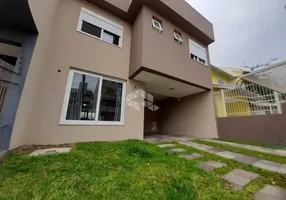 Foto 1 de Casa com 3 Quartos à venda, 218m² em Hípica, Porto Alegre