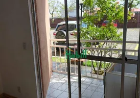 Foto 1 de Apartamento com 2 Quartos à venda, 60m² em Vila Figueira, Suzano