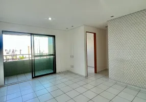 Foto 1 de Apartamento com 2 Quartos para alugar, 62m² em Torre, Recife