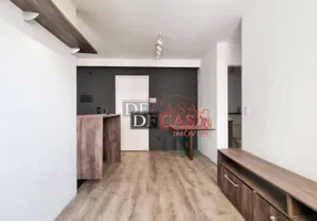 Foto 1 de Apartamento com 2 Quartos à venda, 44m² em Vila Carmosina, São Paulo