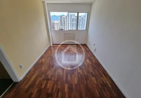 Foto 1 de Apartamento com 2 Quartos à venda, 55m² em Cidade Nova, Rio de Janeiro