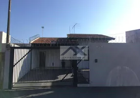 Foto 1 de Casa com 3 Quartos à venda, 190m² em Parque São João, Bauru