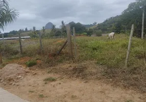 Foto 1 de Galpão/Depósito/Armazém à venda, 2000m² em Niteroi, Atilio Vivacqua