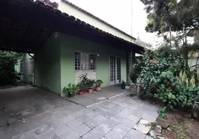 Foto 1 de Casa com 3 Quartos à venda, 173m² em Diamante, Belo Horizonte
