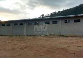 Foto 1 de Galpão/Depósito/Armazém para alugar, 550m² em Itaipava, Petrópolis