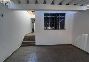 Foto 1 de Sobrado com 3 Quartos para alugar, 125m² em Vila Brasilina, São Paulo
