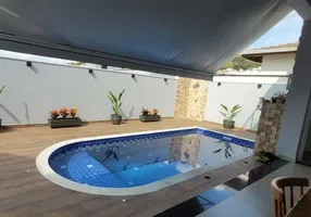 Foto 1 de Casa de Condomínio com 4 Quartos à venda, 258m² em Itapuã, Salvador