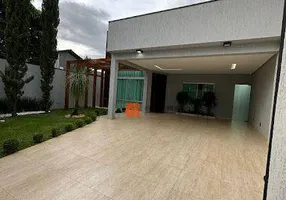 Foto 1 de Casa de Condomínio com 3 Quartos para alugar, 200m² em Setor Habitacional Vicente Pires, Brasília