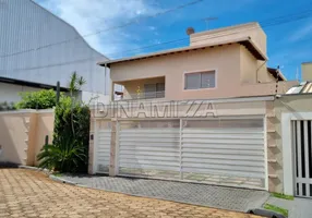 Foto 1 de Casa de Condomínio com 4 Quartos à venda, 275m² em Santos Dumont, Uberaba