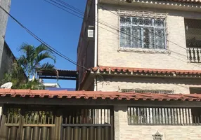 Foto 1 de Casa com 4 Quartos à venda, 220m² em Ramos, Rio de Janeiro