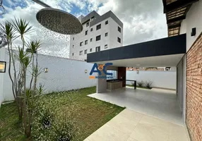 Foto 1 de Casa com 4 Quartos para alugar, 300m² em Ouro Preto, Belo Horizonte