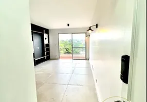 Foto 1 de Apartamento com 2 Quartos à venda, 82m² em Campo Grande, São Paulo