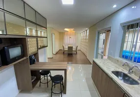 Foto 1 de Casa com 2 Quartos à venda, 214m² em VITORIA REGIA, Sorocaba