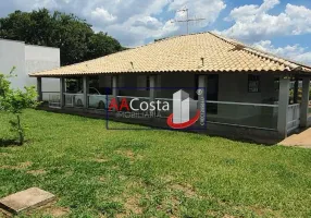 Foto 1 de Fazenda/Sítio com 3 Quartos à venda, 30m² em Zona Rural, Franca