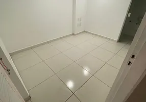 Foto 1 de Casa com 2 Quartos para alugar, 80m² em Vila São Jorge, São Vicente