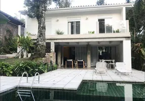 Foto 1 de Casa com 4 Quartos à venda, 380m² em Praia de Juquehy, São Sebastião