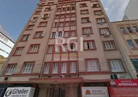 Foto 1 de Apartamento com 4 Quartos à venda, 85m² em Centro Histórico, Porto Alegre