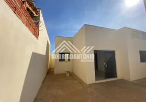 Foto 1 de Casa com 2 Quartos à venda, 106m² em Centro, Montes Claros