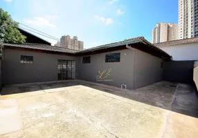 Foto 1 de Casa com 1 Quarto à venda, 172m² em Cristo Rei, Curitiba