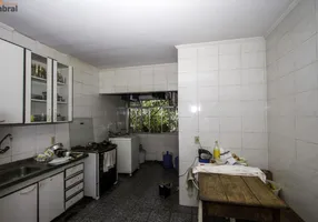 Foto 1 de Sobrado com 4 Quartos à venda, 200m² em Vila Gustavo, São Paulo