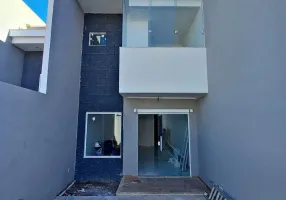 Foto 1 de Sobrado com 3 Quartos à venda, 160m² em Ipitanga, Lauro de Freitas