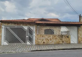 Foto 1 de Sobrado com 4 Quartos à venda, 220m² em Santa Luzia, Ribeirão Pires