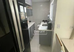 Foto 1 de Cobertura com 2 Quartos à venda, 80m² em Vila Vitoria, Santo André