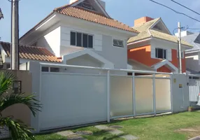 Foto 1 de Casa de Condomínio com 4 Quartos à venda, 175m² em Vargem Pequena, Rio de Janeiro