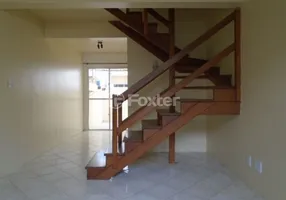 Foto 1 de Casa de Condomínio com 2 Quartos à venda, 69m² em Humaitá, Porto Alegre
