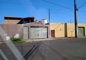 Foto 1 de Casa com 4 Quartos à venda, 200m² em Jardim Tomy, Londrina