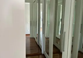 Foto 1 de Apartamento com 3 Quartos à venda, 131m² em Vila Mariana, São Paulo