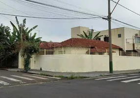 Foto 1 de Casa com 1 Quarto à venda, 164m² em Vila Santana, Araraquara