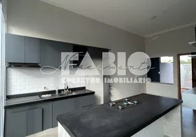 Foto 1 de Casa com 2 Quartos à venda, 90m² em Residencial Santa Regina , São José do Rio Preto