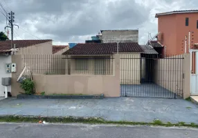 Foto 1 de Casa com 2 Quartos para alugar, 65m² em Flores, Manaus