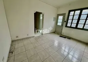 Foto 1 de Casa com 2 Quartos à venda, 70m² em Vila Matias, Santos