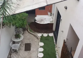 Foto 1 de Casa com 3 Quartos à venda, 140m² em Aclimação, São Paulo