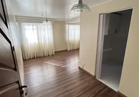 Foto 1 de Apartamento com 2 Quartos para alugar, 51m² em Caiuá, Curitiba