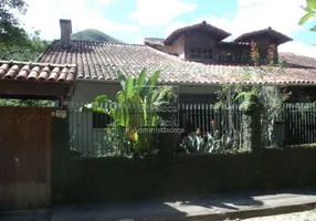 Foto 1 de Casa com 6 Quartos à venda, 780m² em Samambaia, Petrópolis