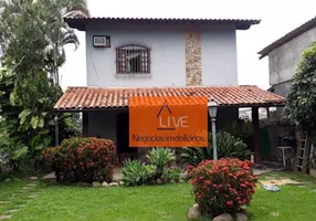 Foto 1 de Casa com 4 Quartos à venda, 360m² em Piratininga, Niterói