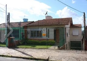 Foto 1 de Casa com 5 Quartos à venda, 245m² em Rubem Berta, Porto Alegre