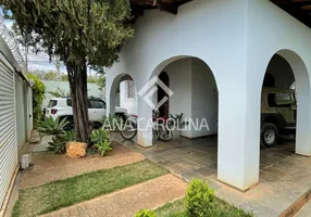 Foto 1 de Casa com 3 Quartos à venda, 450m² em Jaraguá I, Montes Claros