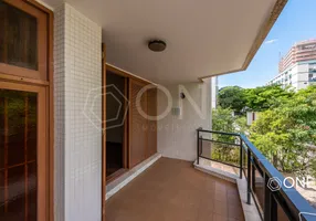 Foto 1 de Apartamento com 3 Quartos para alugar, 123m² em Três Figueiras, Porto Alegre