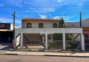 Foto 1 de Sobrado com 4 Quartos à venda, 220m² em Novo Antares, Londrina