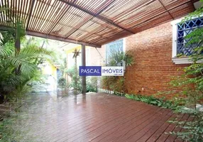 Foto 1 de Casa com 3 Quartos à venda, 300m² em Vila Madalena, São Paulo