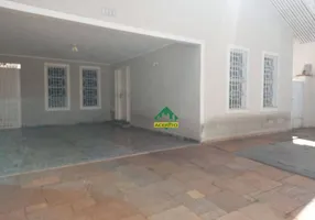 Foto 1 de Casa com 3 Quartos à venda, 237m² em Vila Santa Maria, Araçatuba