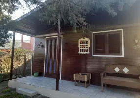 Foto 1 de Casa com 2 Quartos para alugar, 60m² em Aberta dos Morros, Porto Alegre